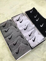 Sokken laag Super populaire doos met 5 paar originele Nike boxed mid-waist herensokken op voorraad, kleur: zwart, wit, deze kwaliteit is super goed, grote hoeveelheid op voorraad