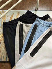 Nike Fleece TopKleur: zwart, zwart met lichtgrijs, lichtblauw, lichtgrijs, legergroen, wit met kaki, marineblauw