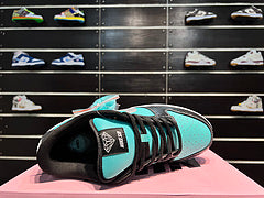 NK SB DUNK Low Diamond Supply Co.Tiffany Tiffany Diamond baskets basses décontractées noires et vertes