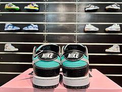 NK SB DUNK Low Diamond Supply Co.Tiffany Tiffany Diamond baskets basses décontractées noires et vertes