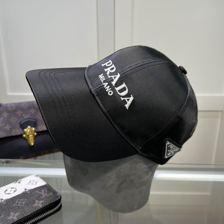 Nom du produit : Prada Cap